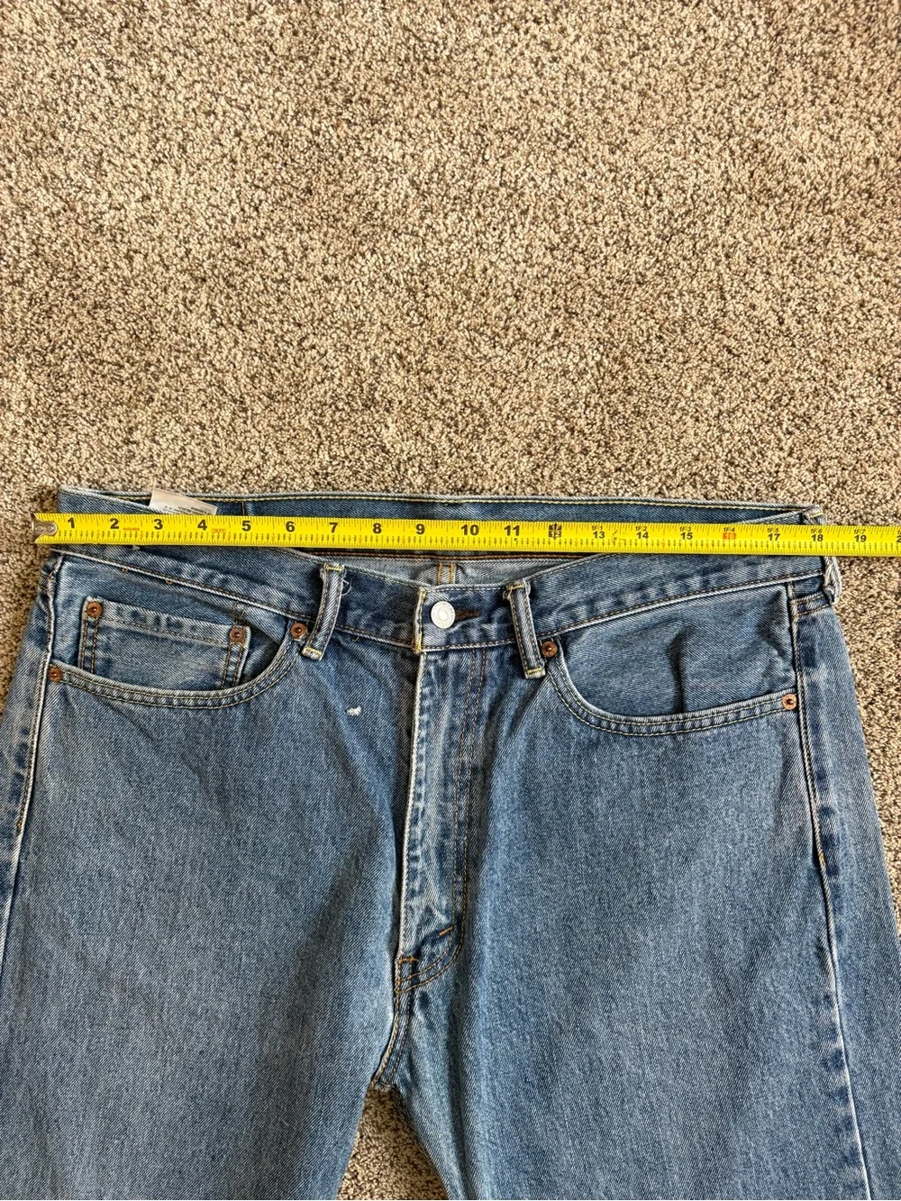 Levi’s 505 Regular Fit Straight Leg Jeans Medium Wash Blue Size 36x32